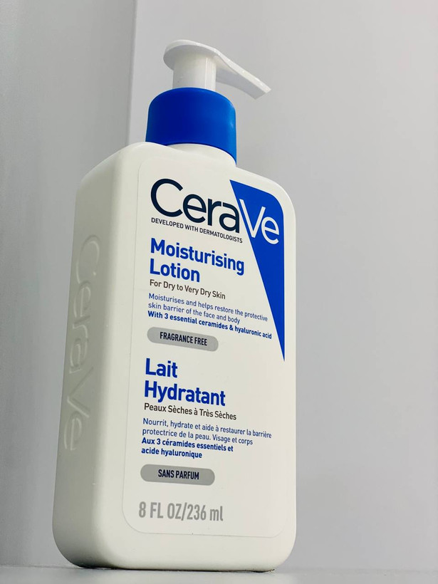 لوشن مرطوب کننده و آبرسان قوی سراوی (پوست خشک و دهیدراته و چرب) 236 میل